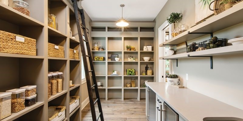 چگونه در آشپزخانه‌های کوچک پنتری روم ایجاد کنیم؟